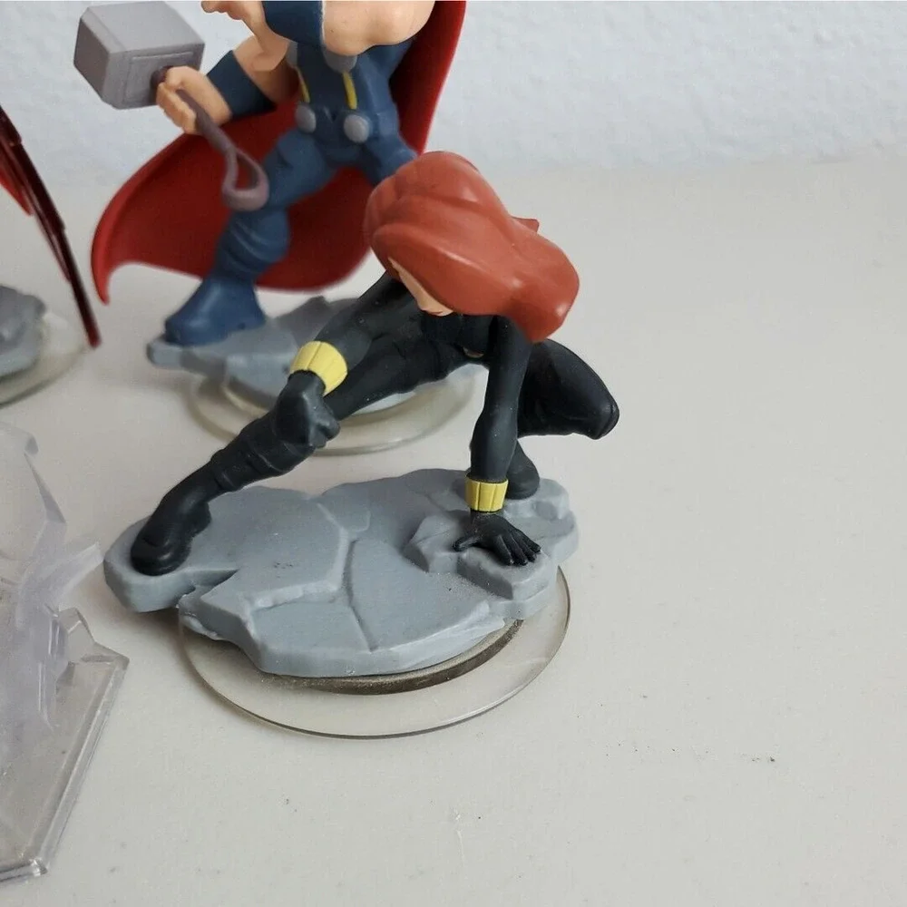 Disney Infinity 2.0 Figure Lot Iron Man Thor Falcon Black Widow Hulk Crystal